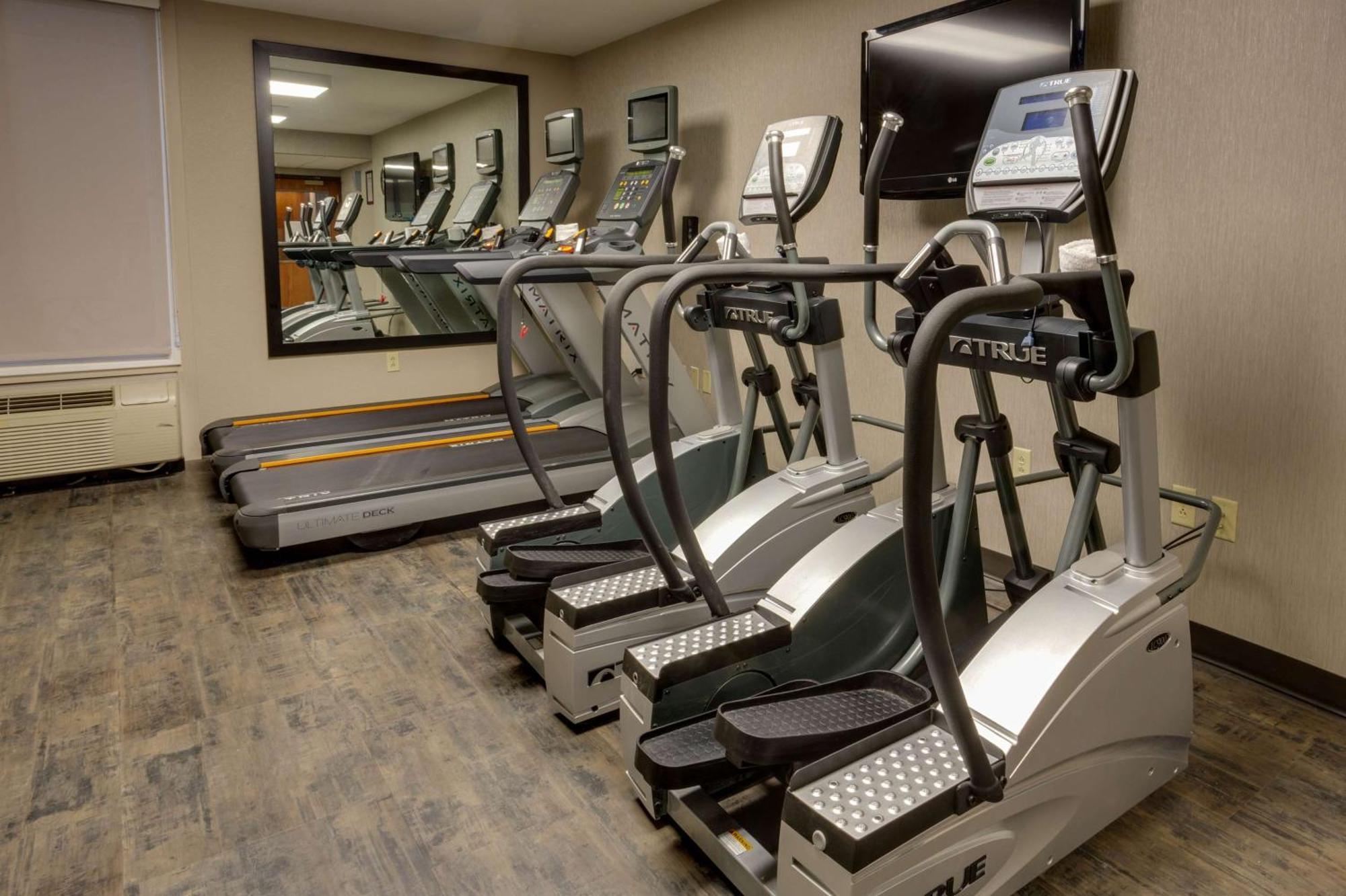 Drury Inn & Suites Hayti Caruthersville Buitenkant foto